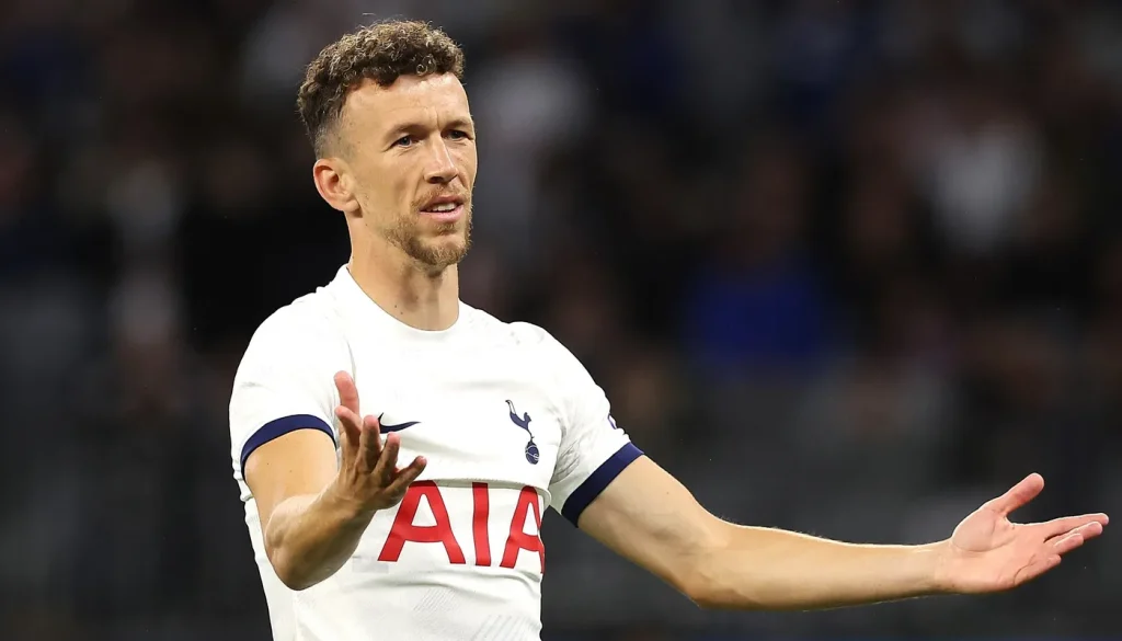 Perisic se lesiona. Tottenham, jugador de la Premier League