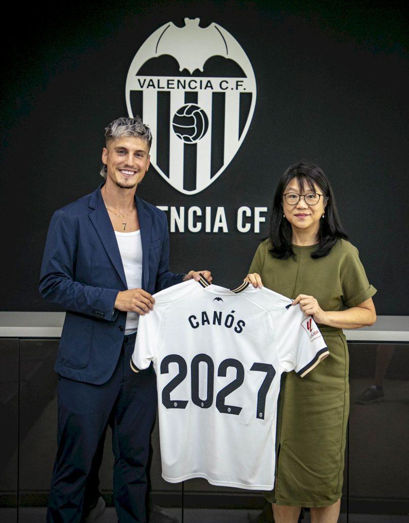 Sergi Canos jugador del Valencia de LaLiga